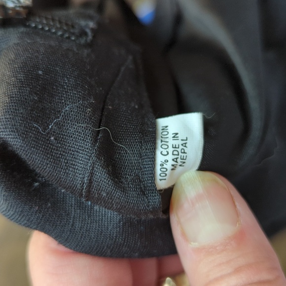 Made In Nepal Shoulder Purse - Picture 5 of 7